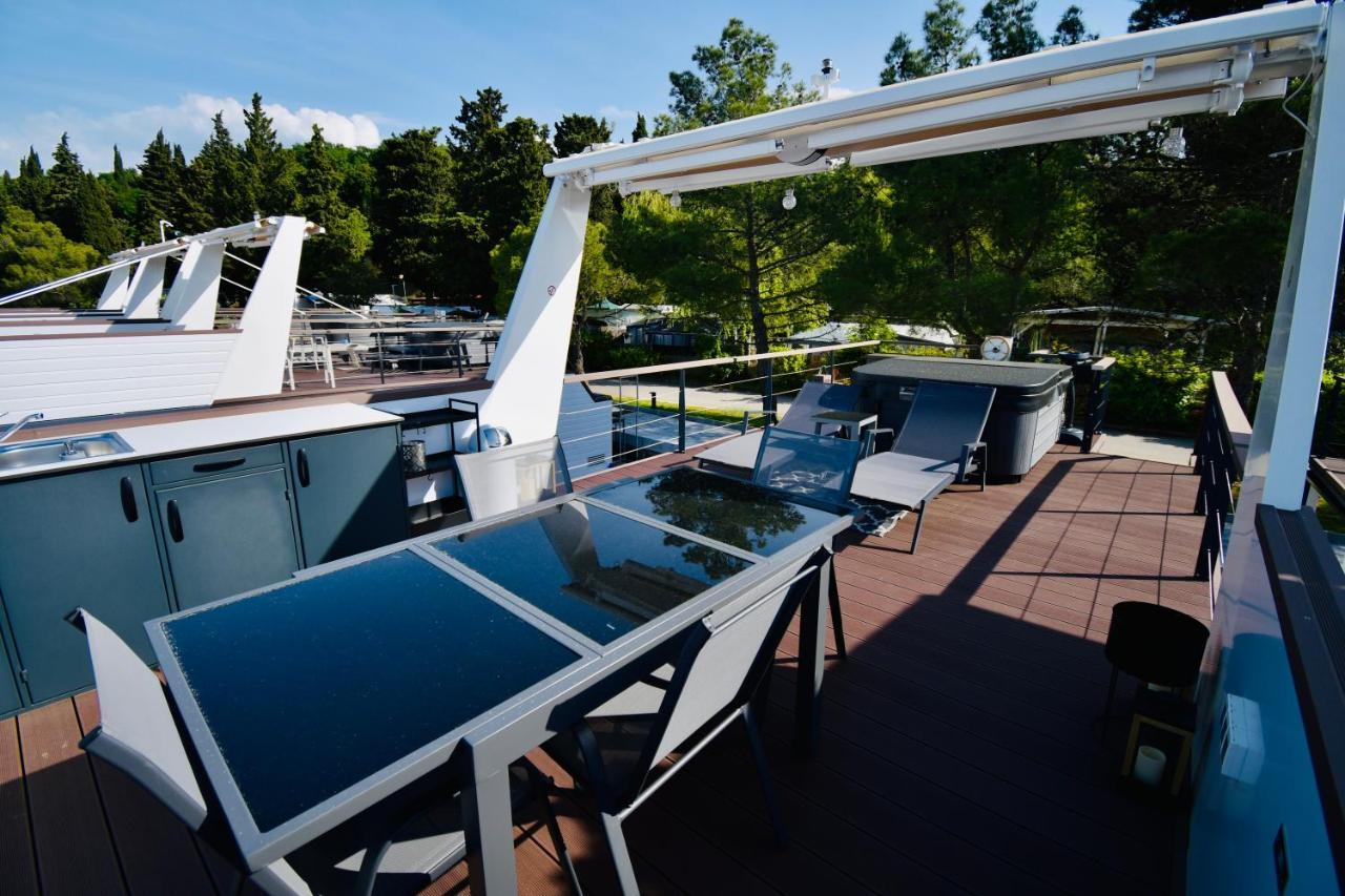 Maritime Deluxe Villa Portoroz Exterior photo